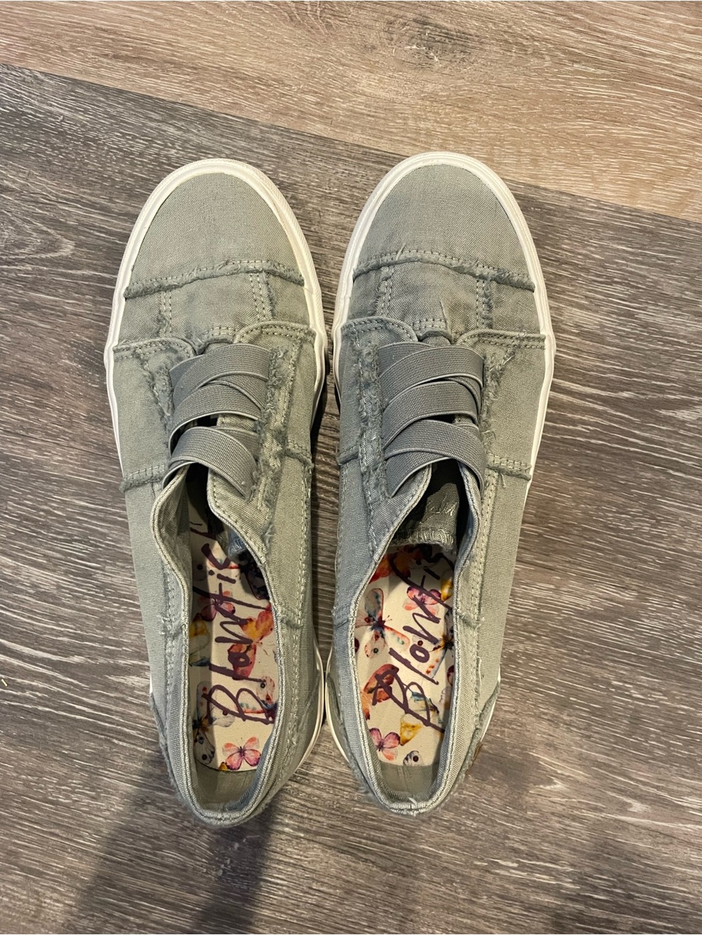 *BUNDLE OF 2* BLOWFISH MALIBU Casual Canvas Slip On Sneakers Size 10 - Picture 3 of 12